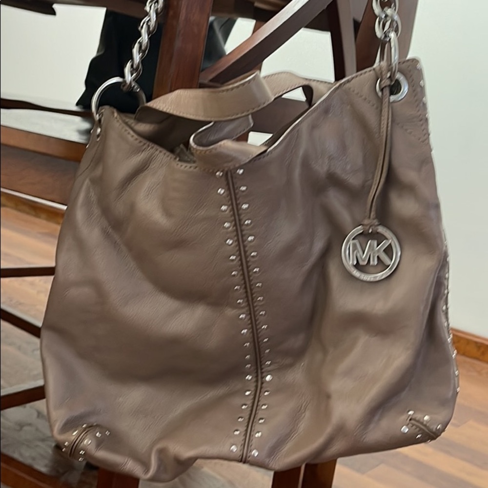 Michael Kors Astor Tote